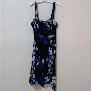 Black White Blue Floral Dress Girl’s Size M